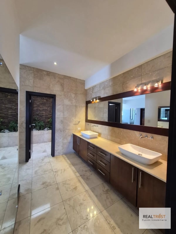 EN VENTA ESPECTACULAR PENTHOUSE - 7
