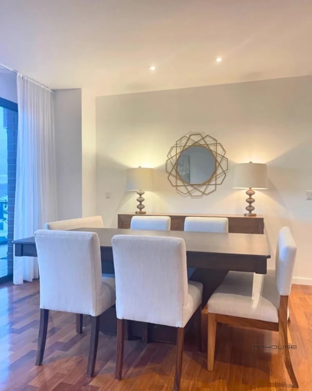 APARTAMENTO EN RENTA ZONA 10 AMUEBLADO FRENTE AL OBELISCO - 10