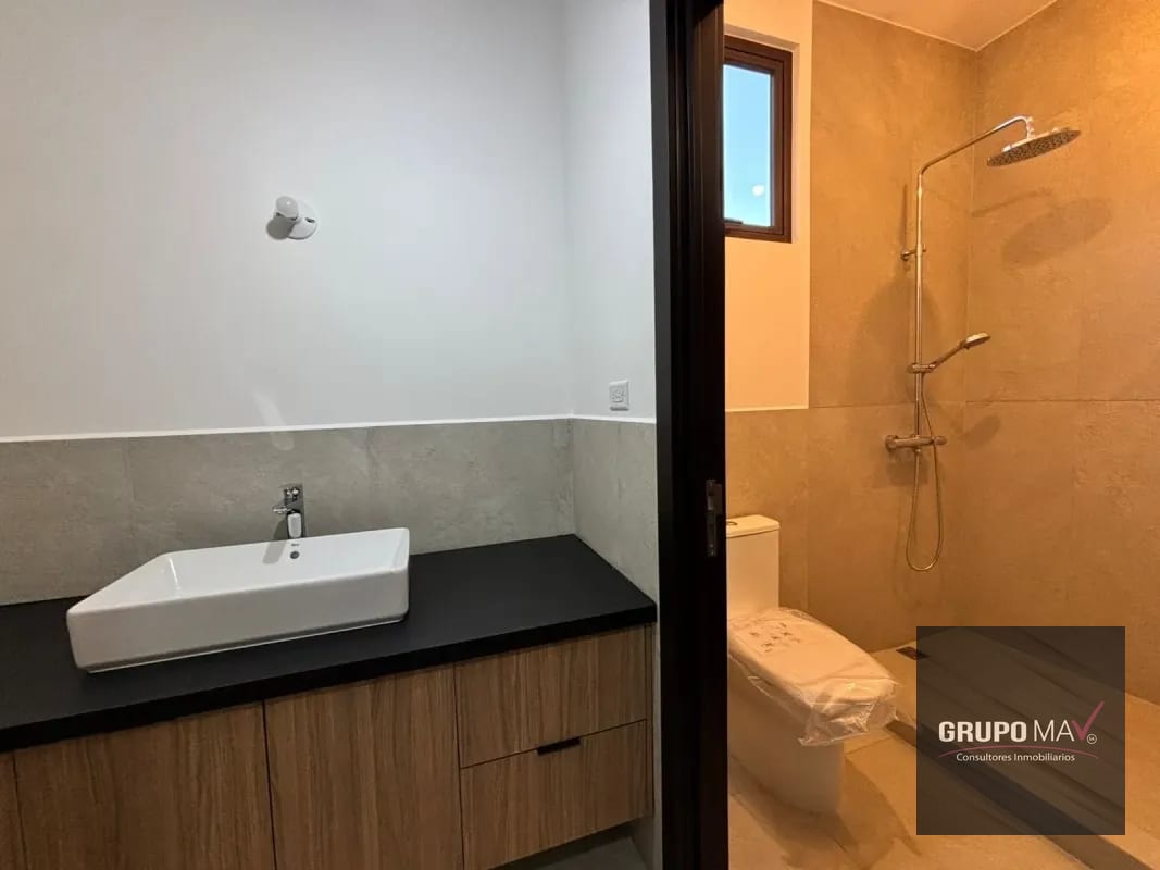 Apartamento Zona 16 Nogales de Cayala — Apartamento en Alquiler en Zona 16, Guatemala, Ciudad — foto 2 de 12