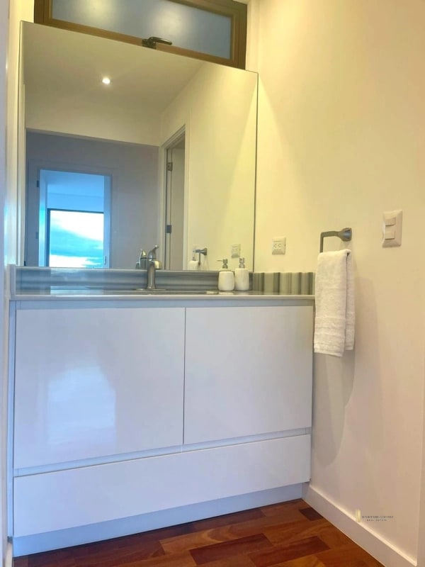 APARTAMENTO AMUEBLADO EN ALQUILER – Edificio Lucca, Zona 10 - 2