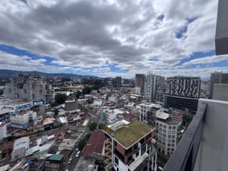 ALQUILER apto AMUEBLADO EN 4 Grados Norte INARA PISO 19o — Apartamento en Alquiler en Inara Cuatro Norte, Zona 4, Guatemala, Ciudad — miniatura 9 de 17
