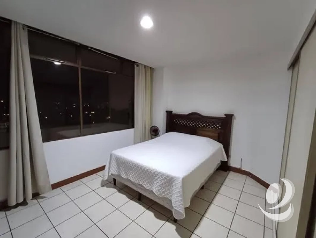 APARTAMENTO AMUEBLADO EN RENTA EDIFICIO AVENIDA ZONA 10 - 2