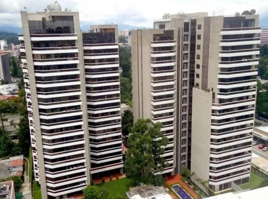 Apartamento en Tiffany 2 zona 10 — Apartamento en Venta en Zona 10, Guatemala, Ciudad — foto 2 de 11