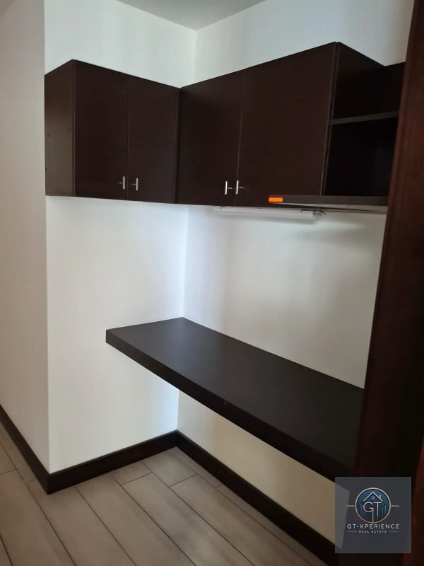 Lindo apartamento en renta en Edificio Liv, zona 15 - 9