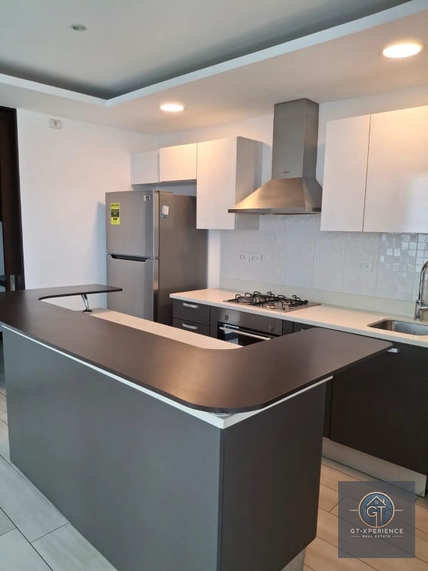 Lindo apartamento en renta en Edificio Liv, zona 15 - 6