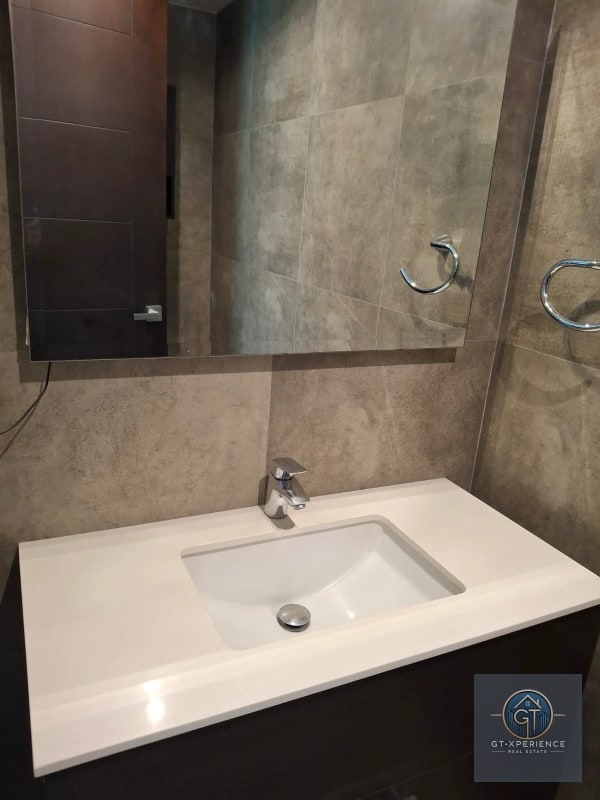Lindo apartamento en renta en Edificio Liv, zona 15 - 4