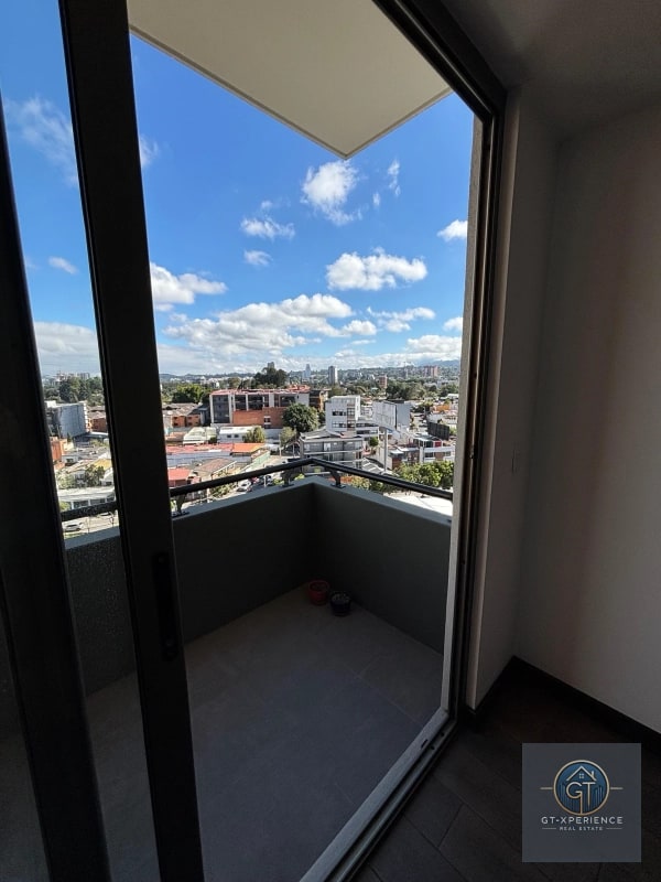 Lindo apartamento en renta en Edificio Liv, zona 15 - 3