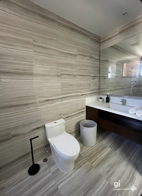 Apartamento en z10 en renta para estrenar. 3 dormitorios, cuarto de servicio - 2