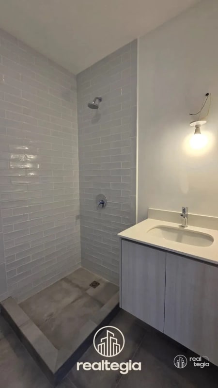 APARTAMENTO ANTARES DE CAYALÁ ZONA 16 - 4