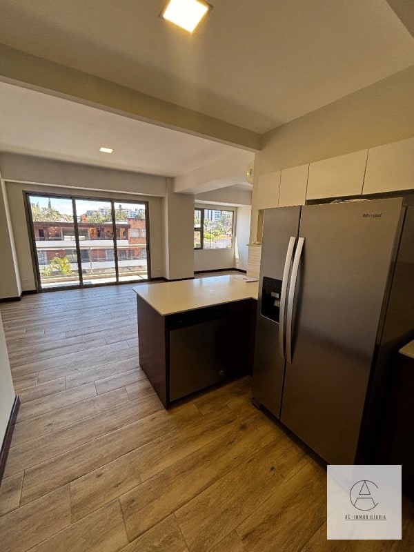 Apartamento de 1 habitación en renta - 4