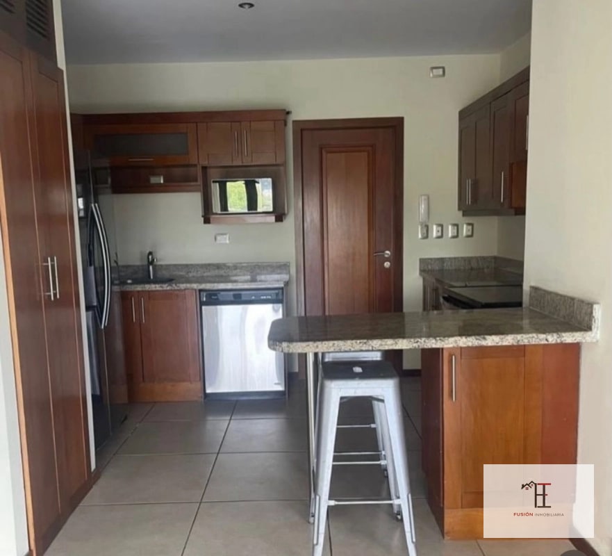 Vendo / Rento apartamento en Tarragona Zona 15 Vista Hermosa 1 - 1