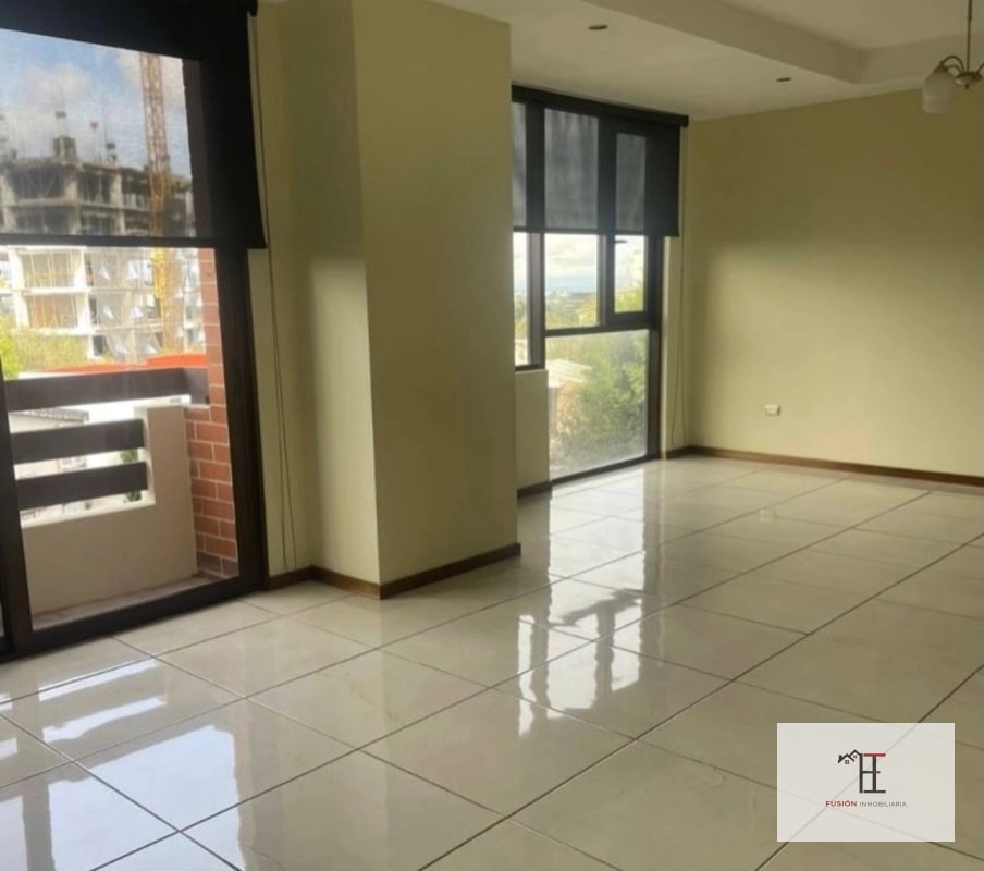 Vendo / Rento apartamento en Tarragona Zona 15 Vista Hermosa 1 - 2