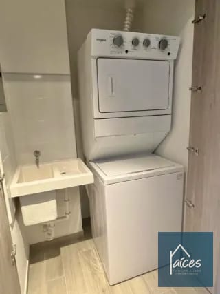 Apartamento en Venta PARQUE 10 Zona 10 (D) — Apartamento en Venta en Parque 10, Zona 10, Guatemala, Ciudad — miniatura 3 de 15