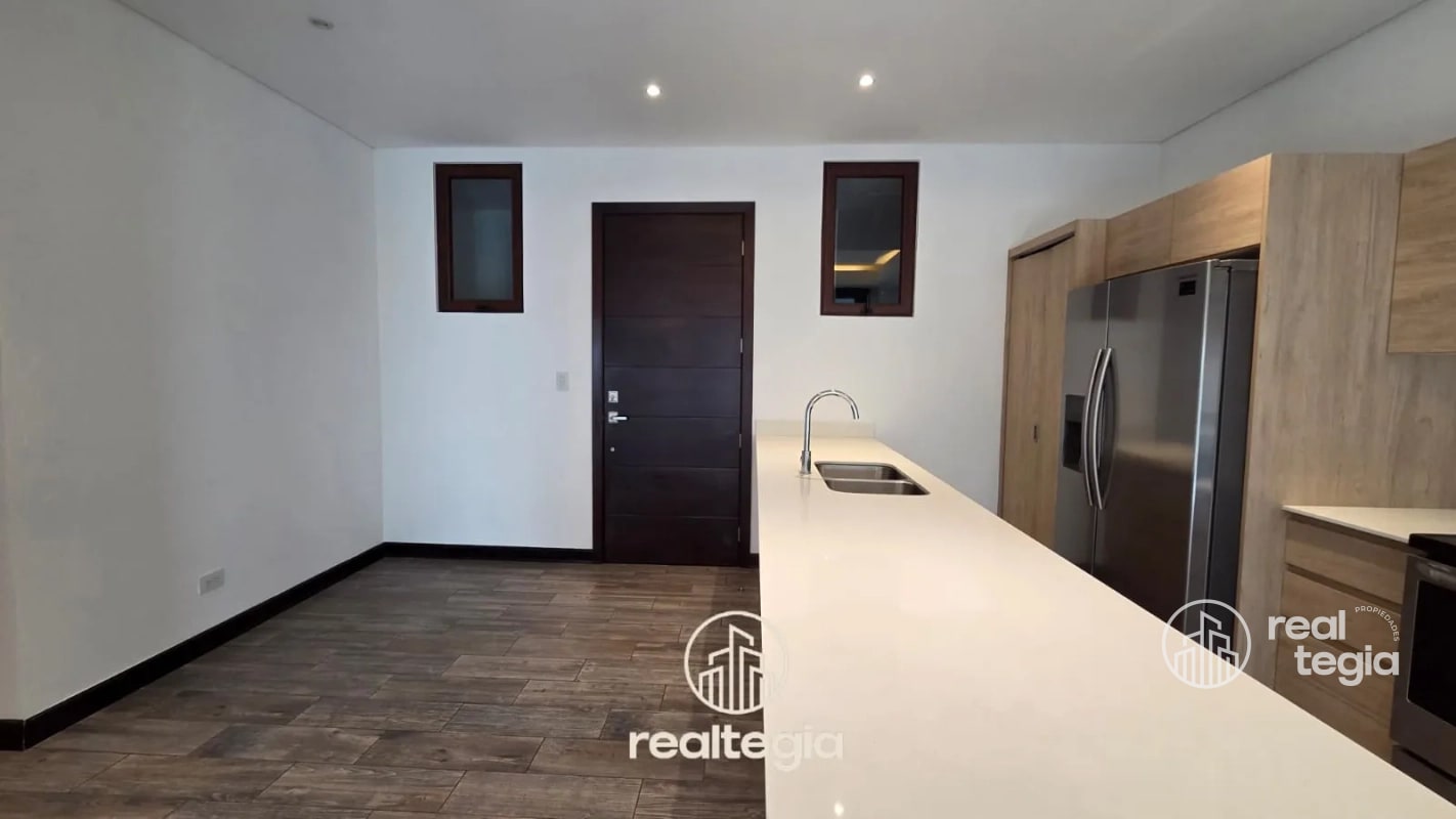 APARTAMENTO LIRIOS DE CAYALÁ ZONA 16 - 9