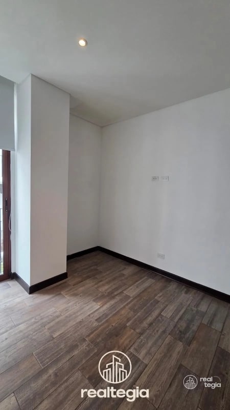 APARTAMENTO LIRIOS DE CAYALÁ ZONA 16 - 8