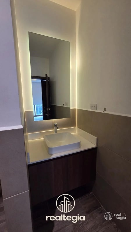 APARTAMENTO LIRIOS DE CAYALÁ ZONA 16 - 4