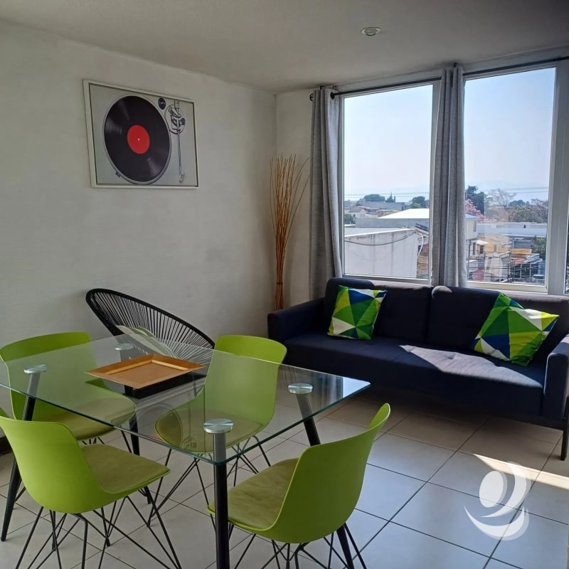 Apartamento Amueblado en Renta San Cristóbal, Guatemala - 1