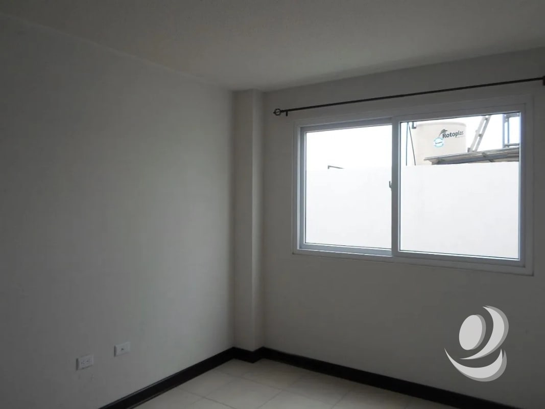 Apartamento Amueblado en Renta San Cristóbal, Guatemala - 3