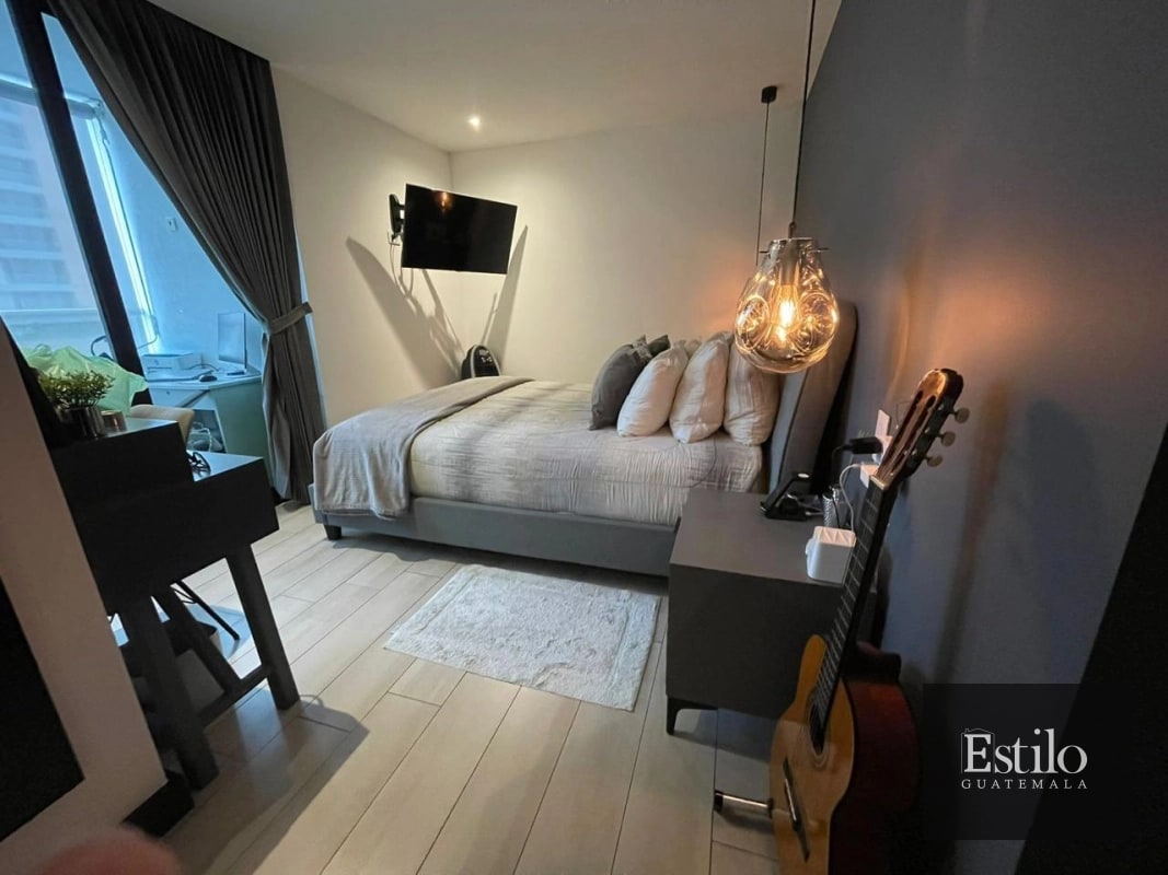 APARTAMENTO EN VENTA ZONA 15 - 8