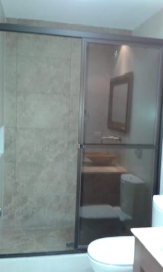 Apto. en Venta en Edificio Zona 10. — Apartamento en Venta en Zona 10, Guatemala, Ciudad — miniatura 12 de 17