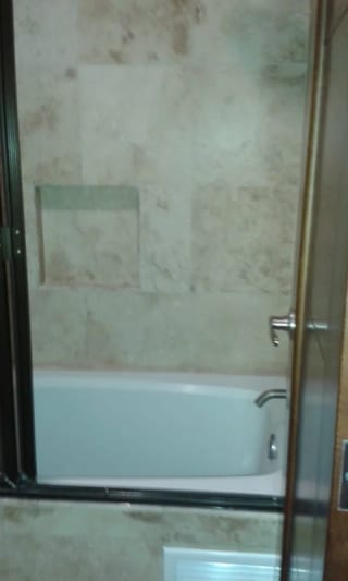 Apto. en Venta en Edificio Zona 10. — Apartamento en Venta en Zona 10, Guatemala, Ciudad — miniatura 15 de 17