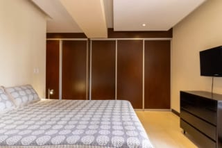 Apartamento en Alquiler | Edificio Cobella | Zona 14 | Amueblado y con balcón — Apartamento en Alquiler en Zona 10, Guatemala, Ciudad — miniatura 2 de 7