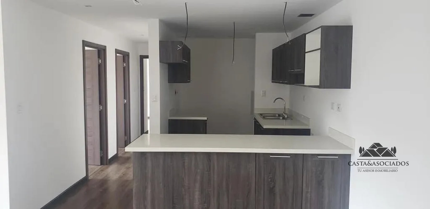 APARTAMENTO EN VENTA ZONA 7 - 12