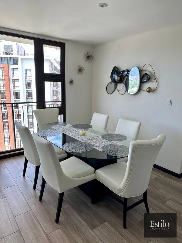 APARTAMENTO EN ZONA 10 - 7