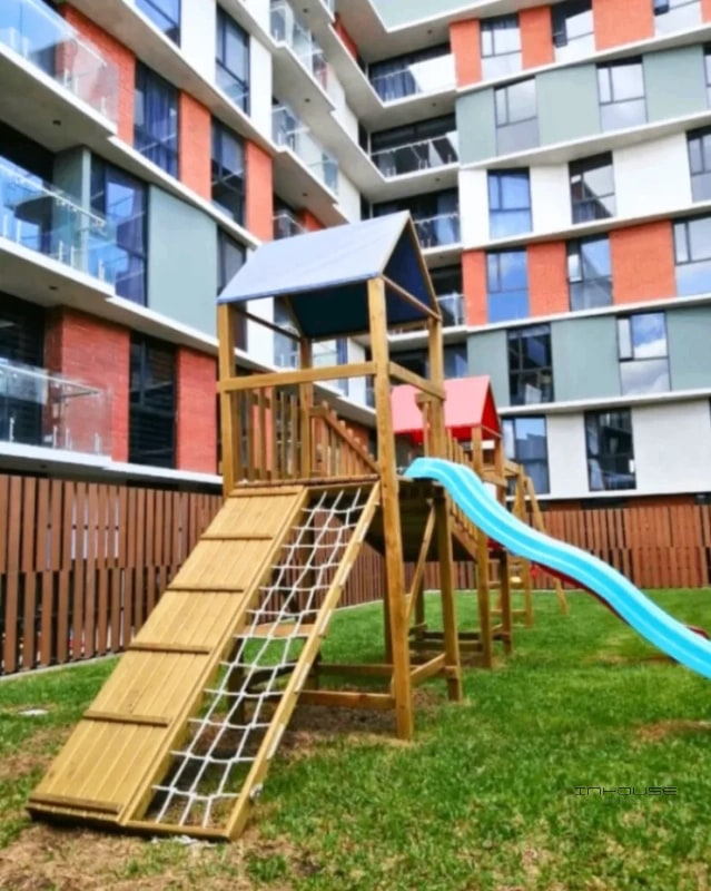 APARTAMENTO EN VENTA ZONA 11 EN PRIMER NIVEL CON JARDIN - 2