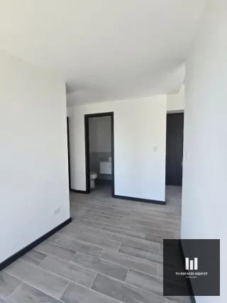 Moderno Apartamento en Velure Zona 16 Con Hermosas Amenidades — Apartamento en Alquiler en Zona 16, Guatemala, Ciudad — miniatura 10 de 12