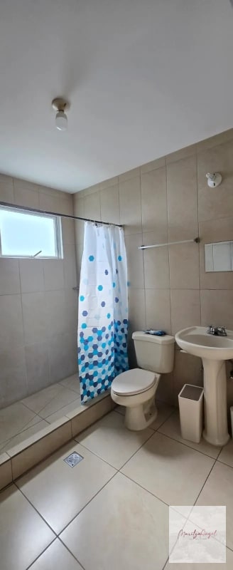 RENTA DE APARTAMENTO AMUEBLADO EN ZONA 11 - 4