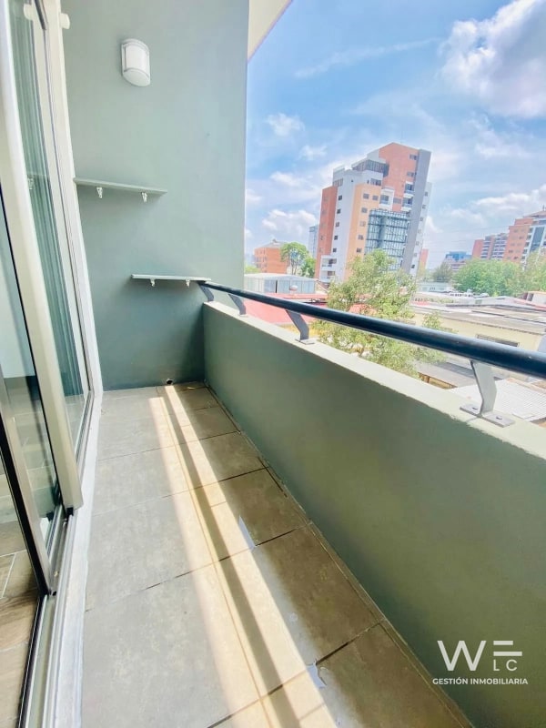 VENDO APARTAMENTO ZONA 10 - 11