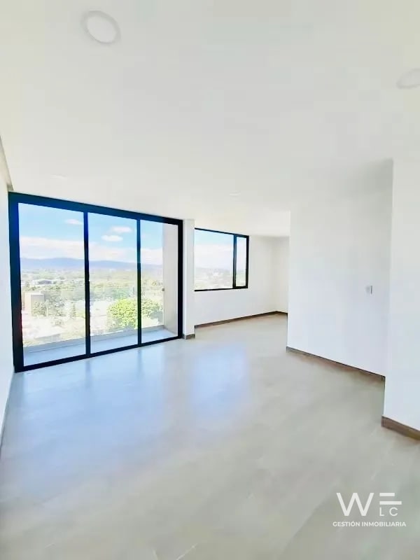 VENDO APARTAMENTO ZONA 13 - 12