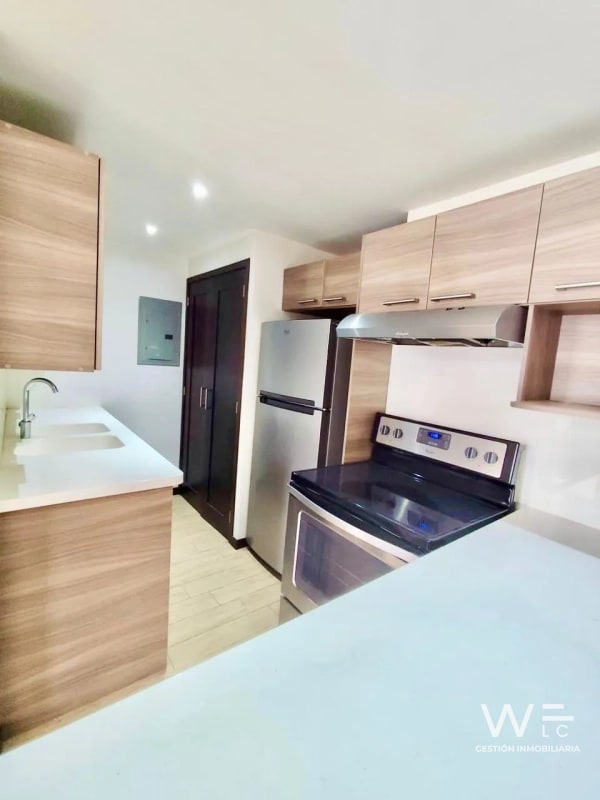 VENDO APARTAMENTO ZONA 13 - 11