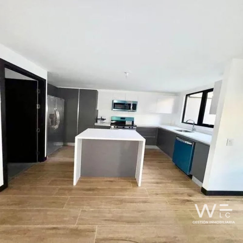 VENDO APARTAMENTO ZONA 15 - 17