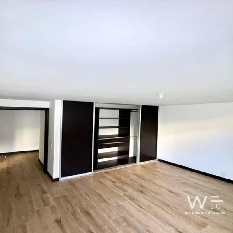 VENDO APARTAMENTO ZONA 15 - 12
