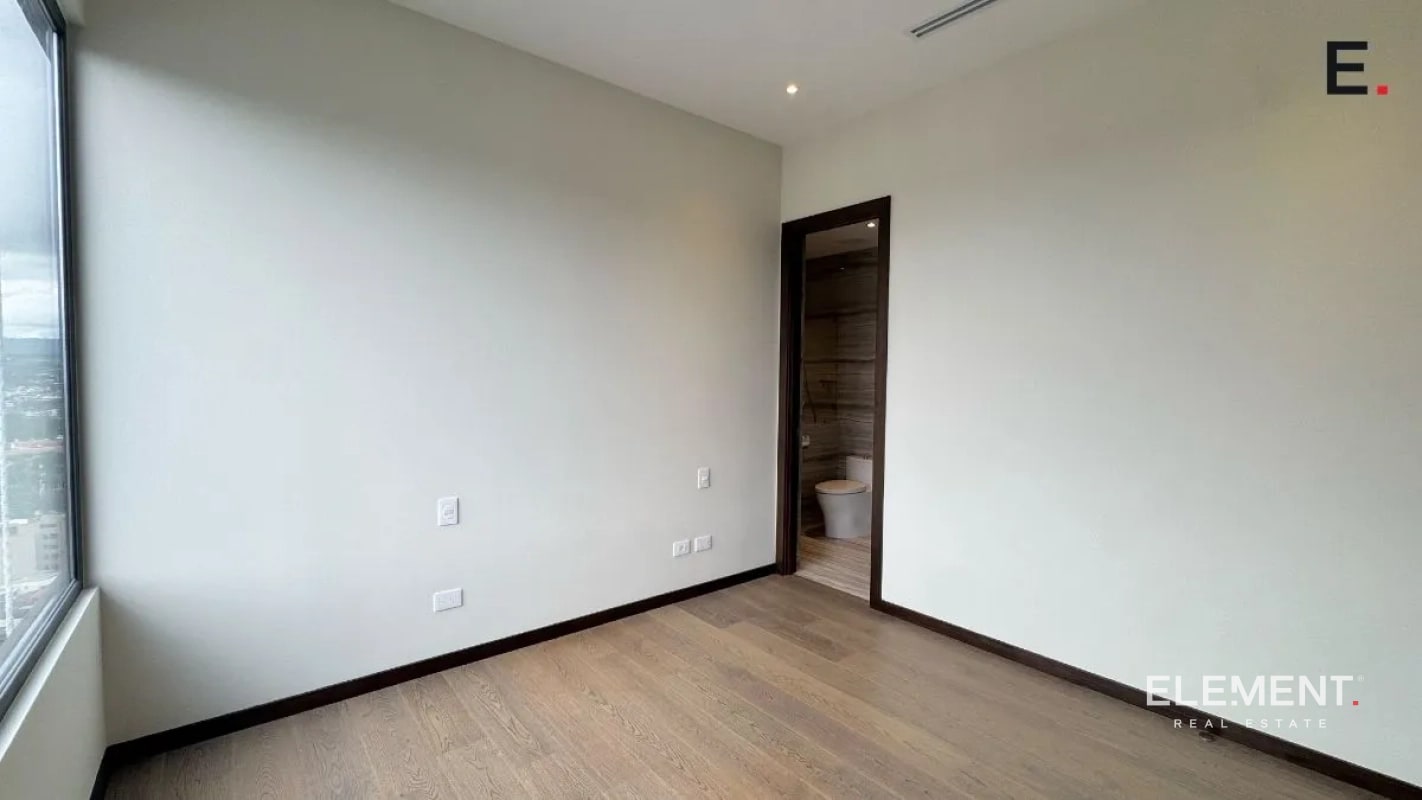 APARTAMENTO EN RENTA -  SANTA SOFÍA 7ma - 10