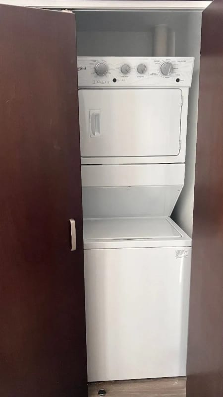 ALQUILER DE APARTAMENTO EN EDIFICIO 20/21, ZONA 16 — Apartamento en Alquiler en San Isidro 20/21, Zona 16, Guatemala, Ciudad — foto 4 de 12