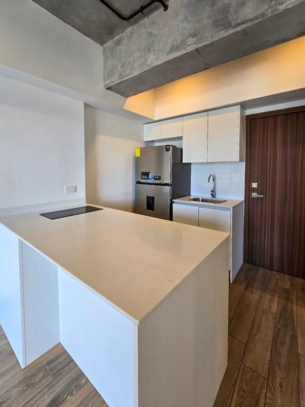 Apartamento en Renta en Edificio Inara 4, zona 4 de Guatemala — Apartamento en Alquiler en Centro Financiero, Zona 4, Guatemala, Ciudad — foto 10 de 13
