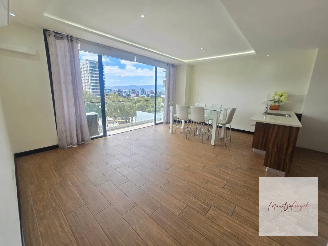 VENTA DE APARTAMENTO EN ZONA 15 TORRE PRAGA - 15