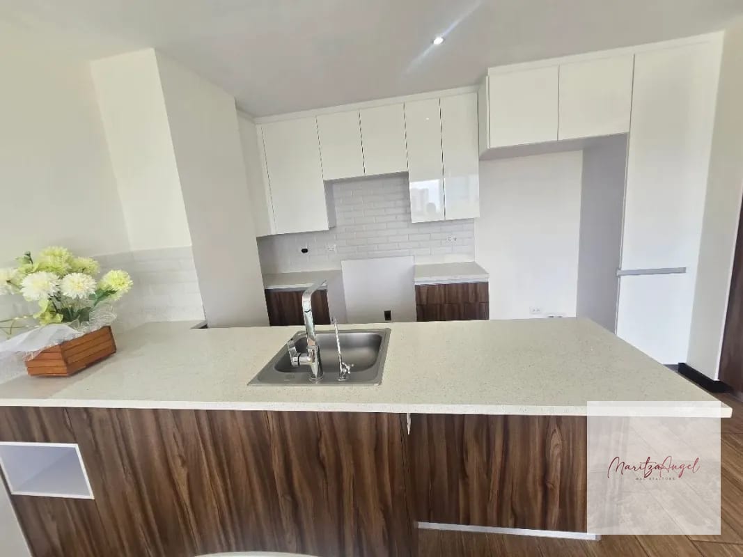 VENTA DE APARTAMENTO EN ZONA 15 TORRE PRAGA — Apartamento en Venta en Zona 15, Guatemala, Ciudad — foto 13 de 15