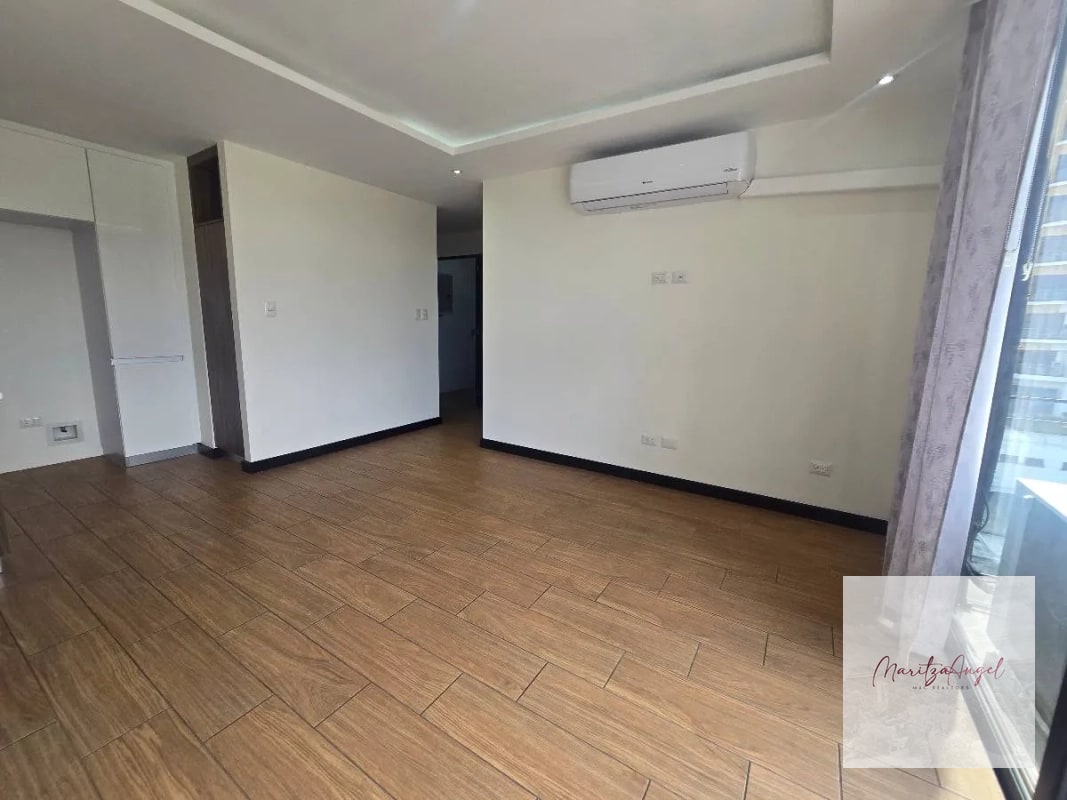 VENTA DE APARTAMENTO EN ZONA 15 TORRE PRAGA - 5
