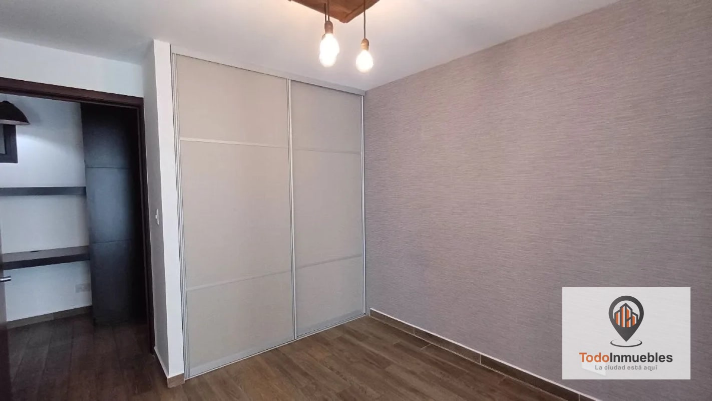 Apartamento en Venta en Parque 15 - 13
