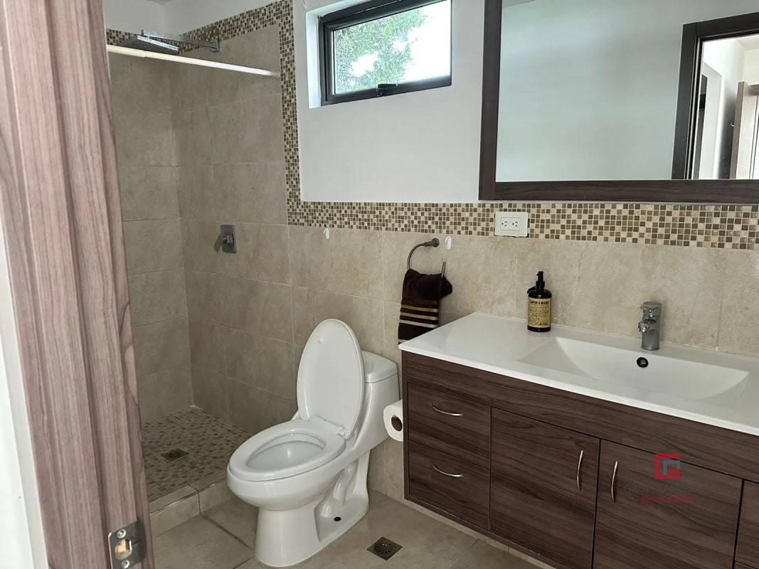 Apartamento primer nivel en renta Di Fiori - 2