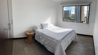 Apartamento amueblado en Zona 10 — Apartamento en Alquiler en Zona 10, Guatemala, Ciudad — miniatura 3 de 5