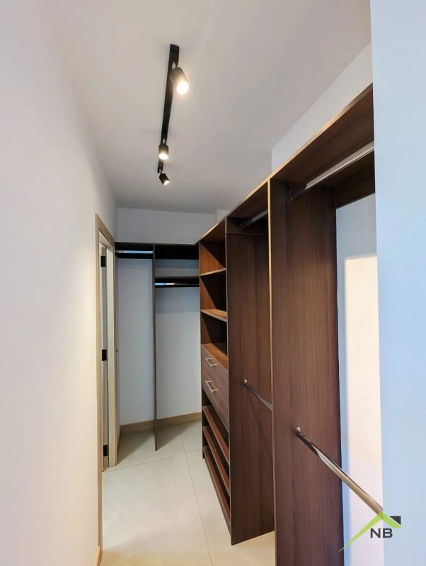 Moderno Apartamento en Renta Sector Hospitales Zona 10 - 3