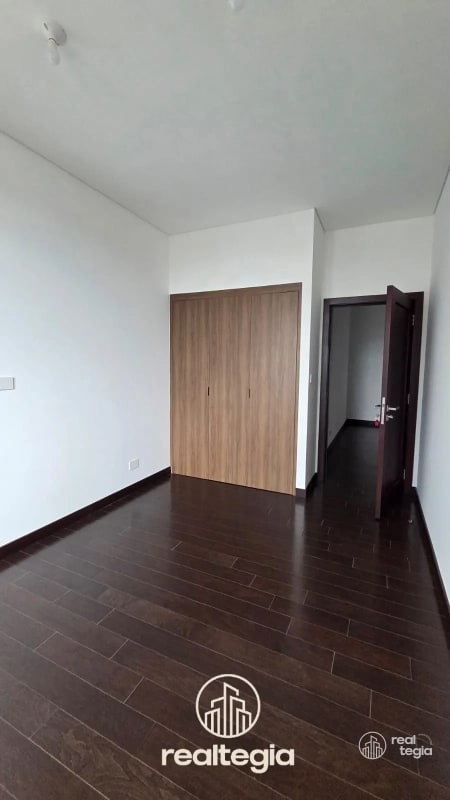 APARTAMENTO EN NOGALES DE CAYALÁ ZONA 16 - 11