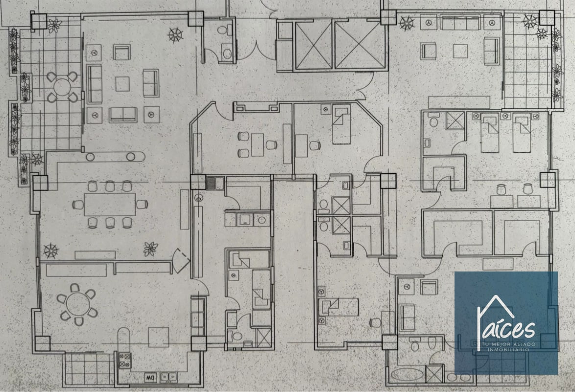 Apartamento PH en venta Zona 10 a una cuadra de La Estación (20) - 2