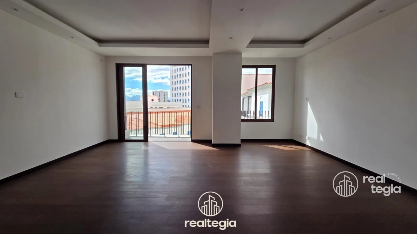 APARTAMENTO EN NOGALES DE CAYALÁ ZONA 16 - 15
