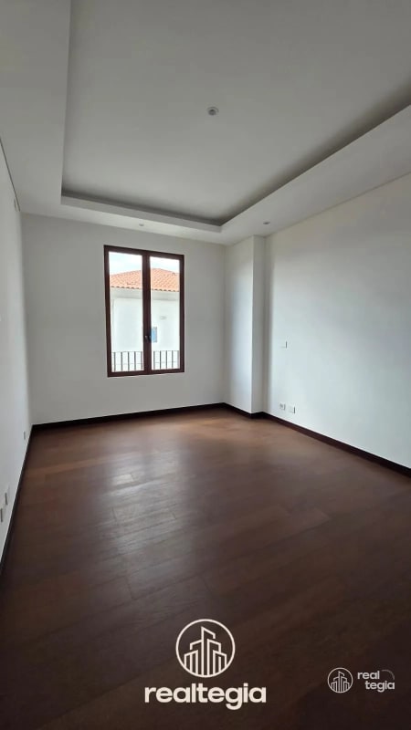 APARTAMENTO EN NOGALES DE CAYALÁ ZONA 16 - 11